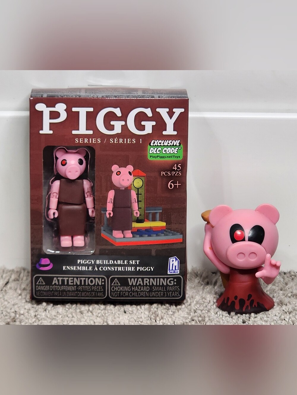 New Piggy Series 1 Buildable 45 Piece Set With Figure & Frienemies Piggy Figure